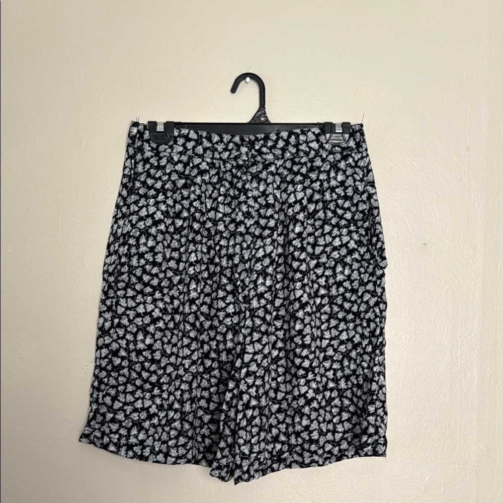 Vintage Honors Apparel Black and White Long shorts with Floral Print medium